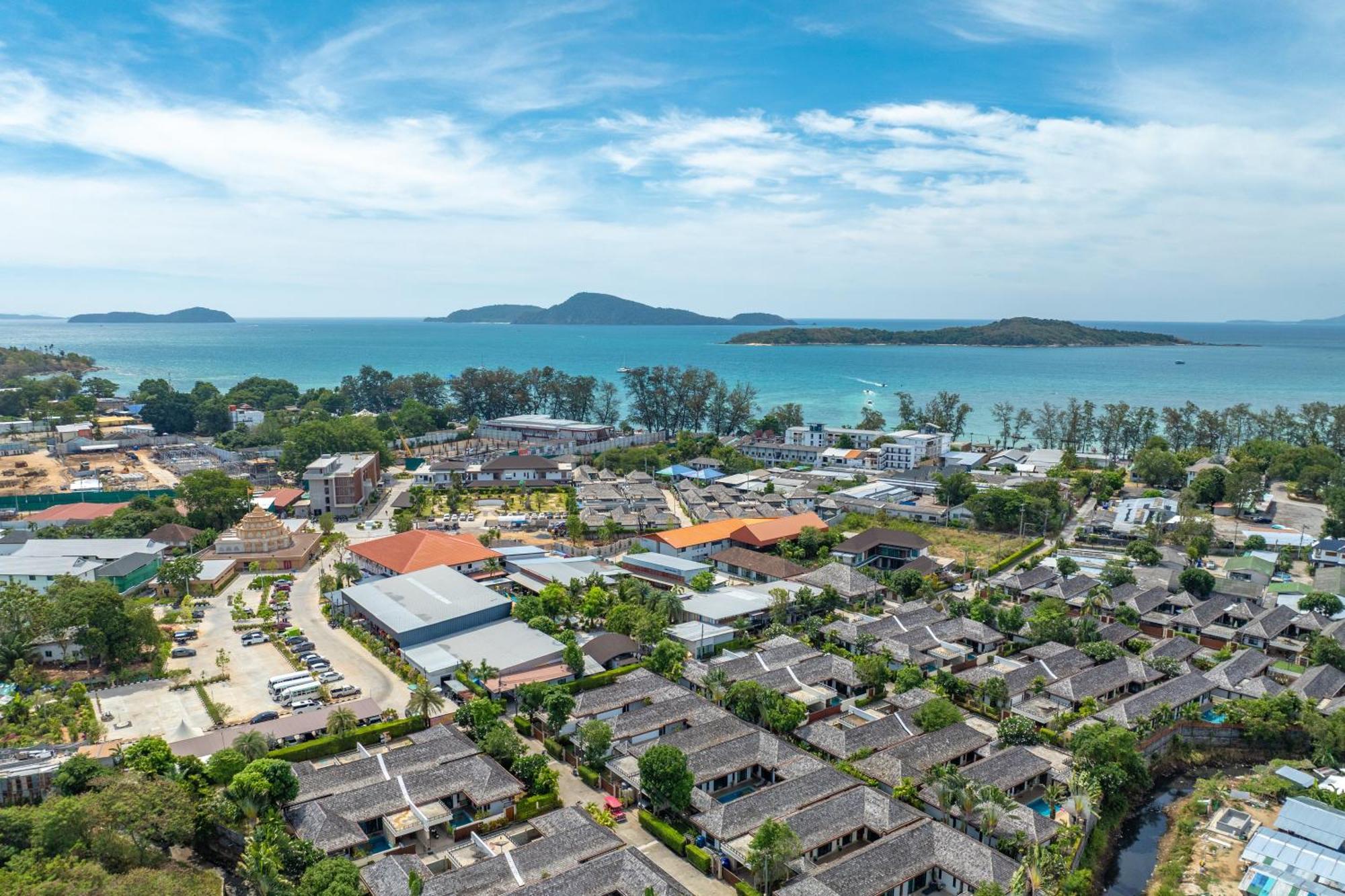 Phuket Meet Holiday Hotel 普吉岛相遇花园度假酒店 Rawai Экстерьер фото
