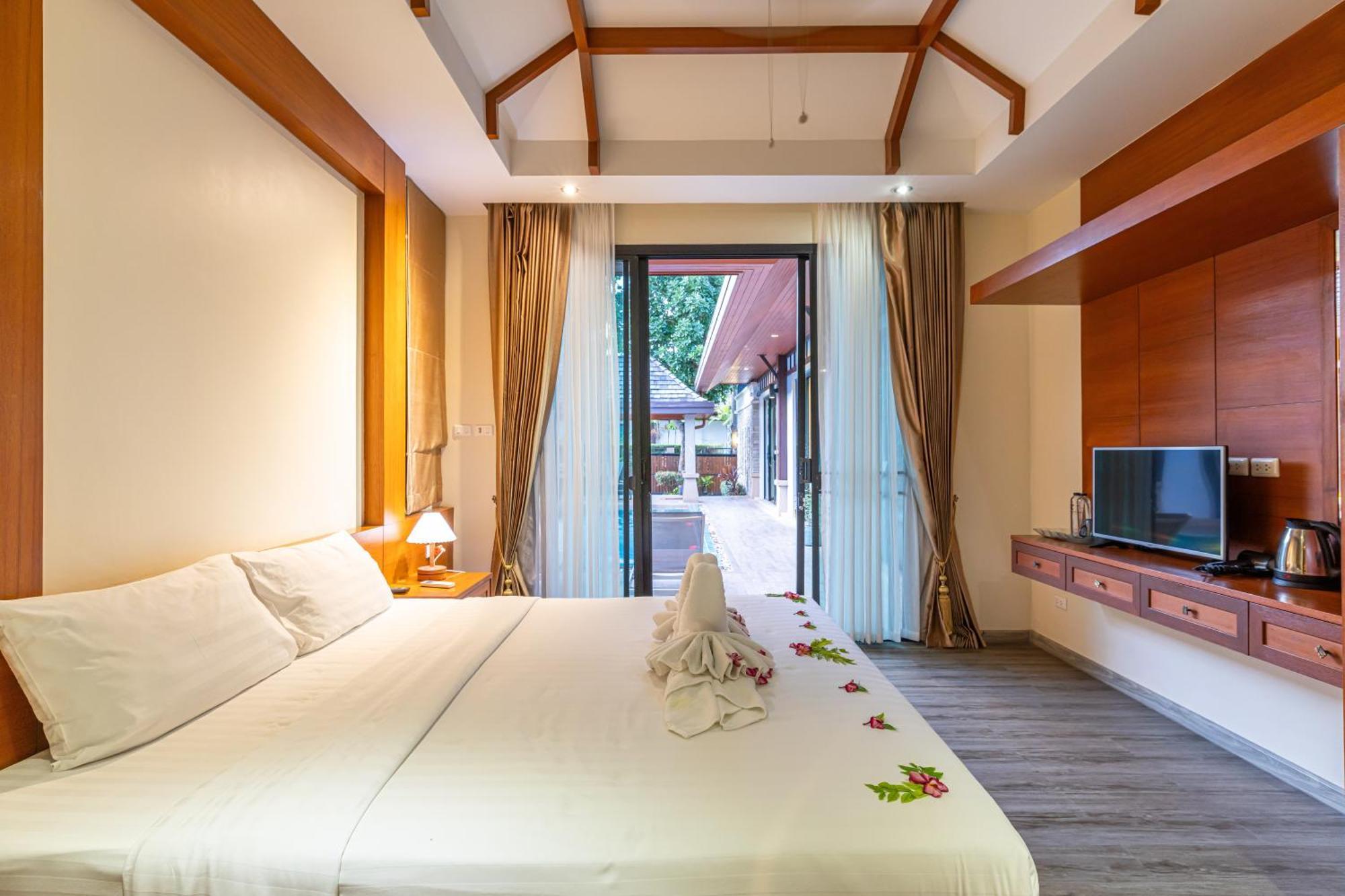 Phuket Meet Holiday Hotel 普吉岛相遇花园度假酒店 Rawai Экстерьер фото